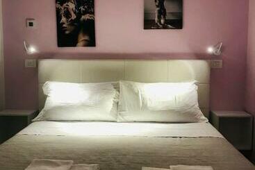 פנסיון Residenza Aurea