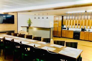 פנסיון Valea Putnei Residence  Rooms For Rent