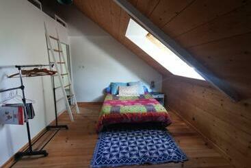 Bed and Breakfast Chambre Arty Chez L Habitant