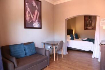 פנסיון Casa De Jardim Guesthouse