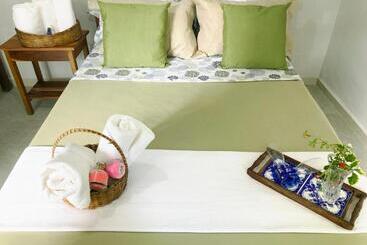 پانسیون Lux Pousada