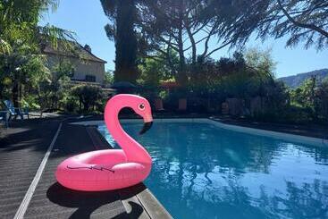 Bed and Breakfast Le Clos De La Roseraie