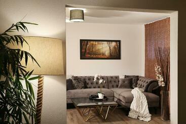 تختخواب و صبحانه Private Spa Lux With Whirlpool And Sauna In Zurich