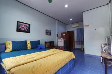 פנסיון Samiya Guesthouse