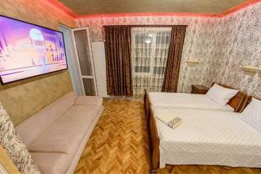 פנסיון Simona Guest House