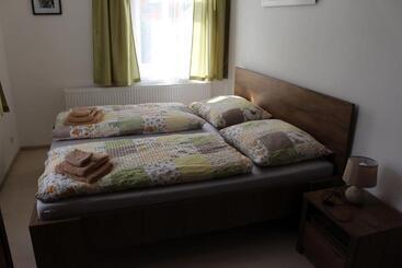 Апарт-отель Apartmány V Podhradí
