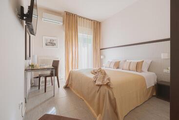 تختخواب و صبحانه La Maison Di Carla