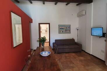 تختخواب و صبحانه Casa Castagna