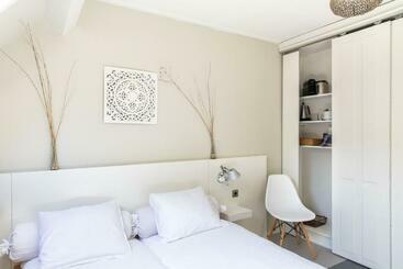 هتل Room Villa 1913