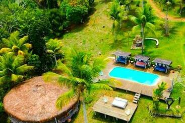 پانسیون Art Jungle Eco Lodge