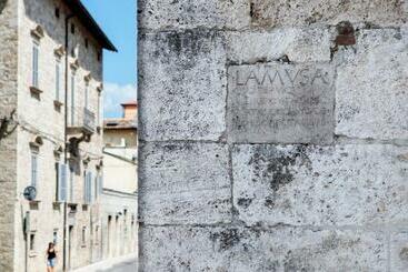 ペンション Porta Della Musa