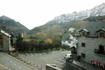 Apartamentos Tramacastilla 3000