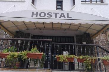 Hostal Asador Julian Brunete