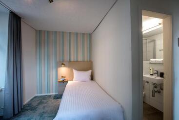 酒店 Krone By B Smart