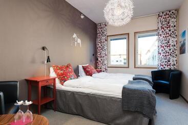 בית מלון כפרי L Fridhemsgatan