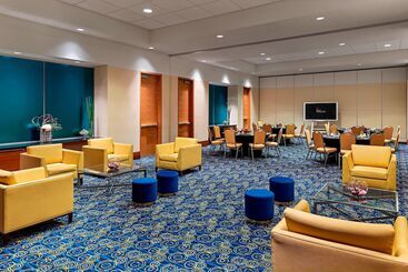 فندق Marriott Montreal Airport In Terminal