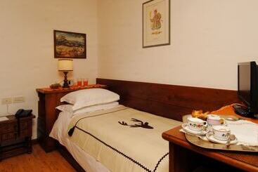 فندق Panda Cortina  Ricarica Auto Elettriche