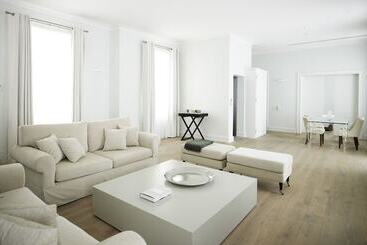 فندق Poseidonion Grand