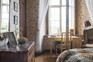 Otel Västanå Slott