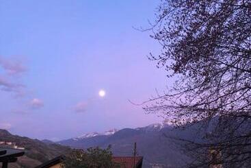 Al Chiar Di Luna B&b Valtellina