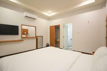 هتل Akard Private Villas Sattahip