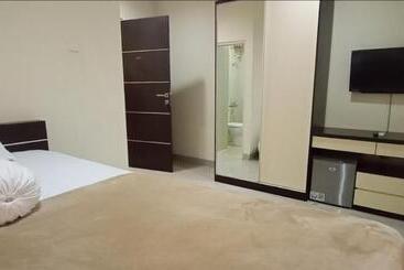 בית מלון כפרי Giant Kost