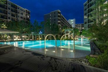 ホテル La Casita Huahin 258/454