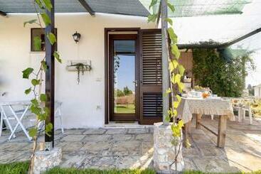 پانسیون Camere A Sud Est