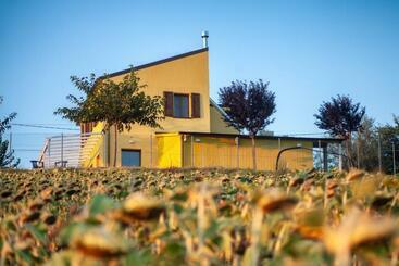تختخواب و صبحانه La Casa Del Sole