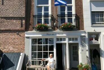 بنسيون Huys Aan De Haven