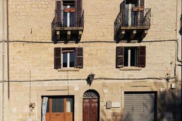 פנסיון La Casa Di Augusto