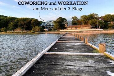 Общежитие Project Bay   Workation / Coworking