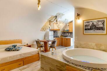 צימר Il Galletto Viola, Luxury Room & Suite