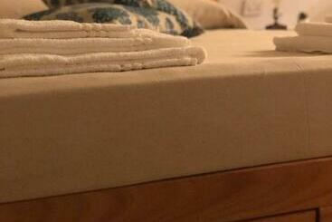 تختخواب و صبحانه Il Galletto Viola, Luxury Room & Suite