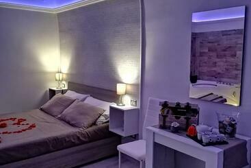 Bed and Breakfast Welfare Suite