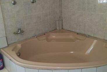 膳宿费 Las Vegas Guest Inn