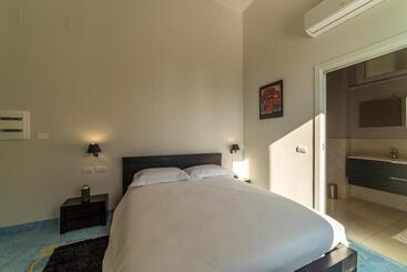 אתר נופש Villa Ortensia D Avalos