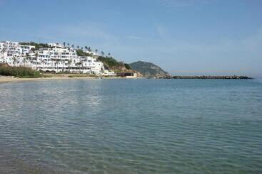 هتل آپارتمان Studio Avec Piscine Cabo Dream à Cabo Négro