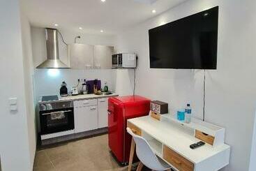 Check Inn Hotels   Essen