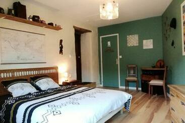 تختخواب و صبحانه Un Nid Pour La Nuit, Chambres D’hôtes