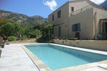 민박 Villa Capraghjese