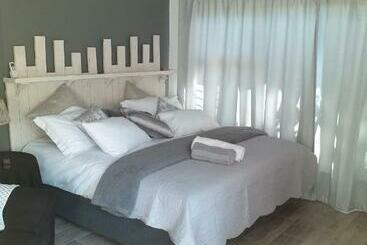 بنسيون 19 On Micro Avenue