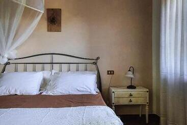 Pietra D Acqua B&b In The Woods