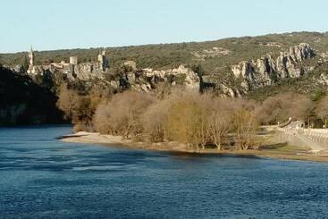 Bed and Breakfast L Oustau Bonur