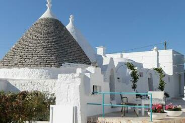 تختخواب و صبحانه Petranima Wellness In Trulli