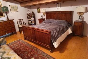 膳宿费 Alloggio Alla Collina