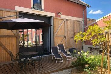 膳宿费 L Escale Bellifontaine