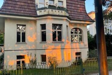 膳宿费 Villa Harmonie