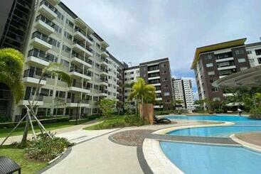 Avida Atria T2  B, Near S&r And Sm City By Denice