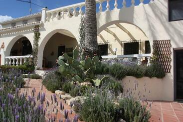 تختخواب و صبحانه Finca Los Bancales